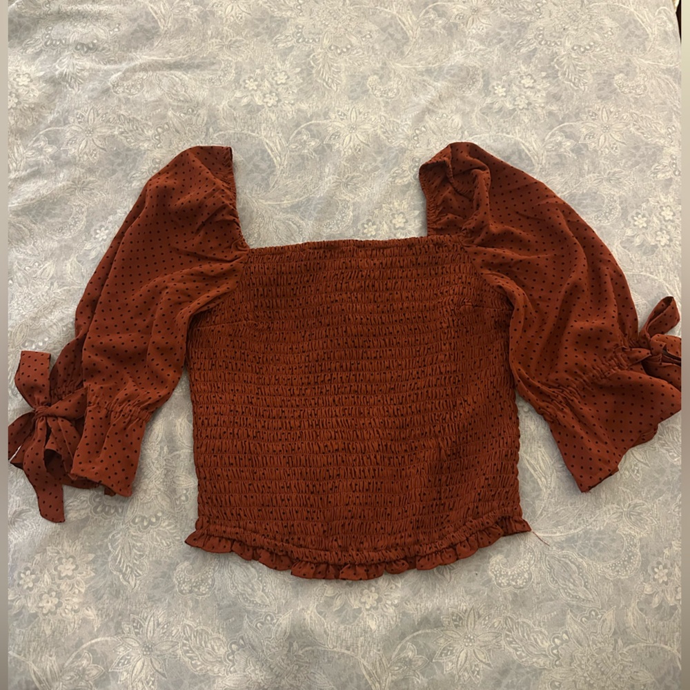 Abercrombie & Fitch Maroon Off-the-Shoulder Crop top